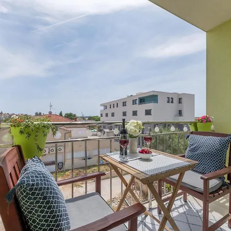 Downtown 트로기르