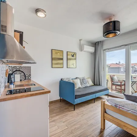 Downtown Διαμέρισμα Τρογκίρ