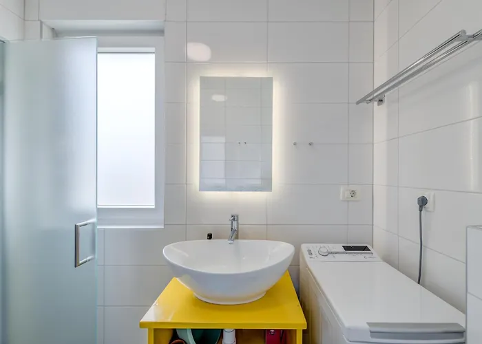 아파트 Downtown 트로기르