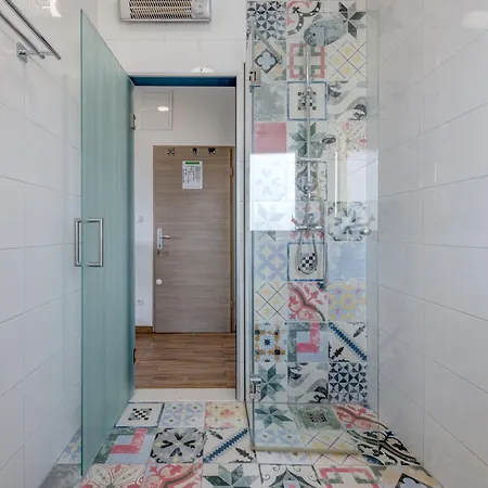 Downtown تروغير