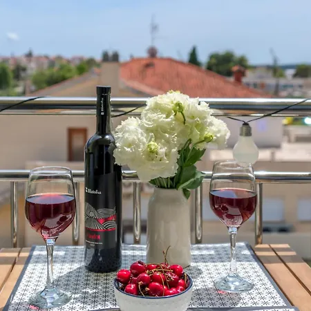 Downtown * تروغير